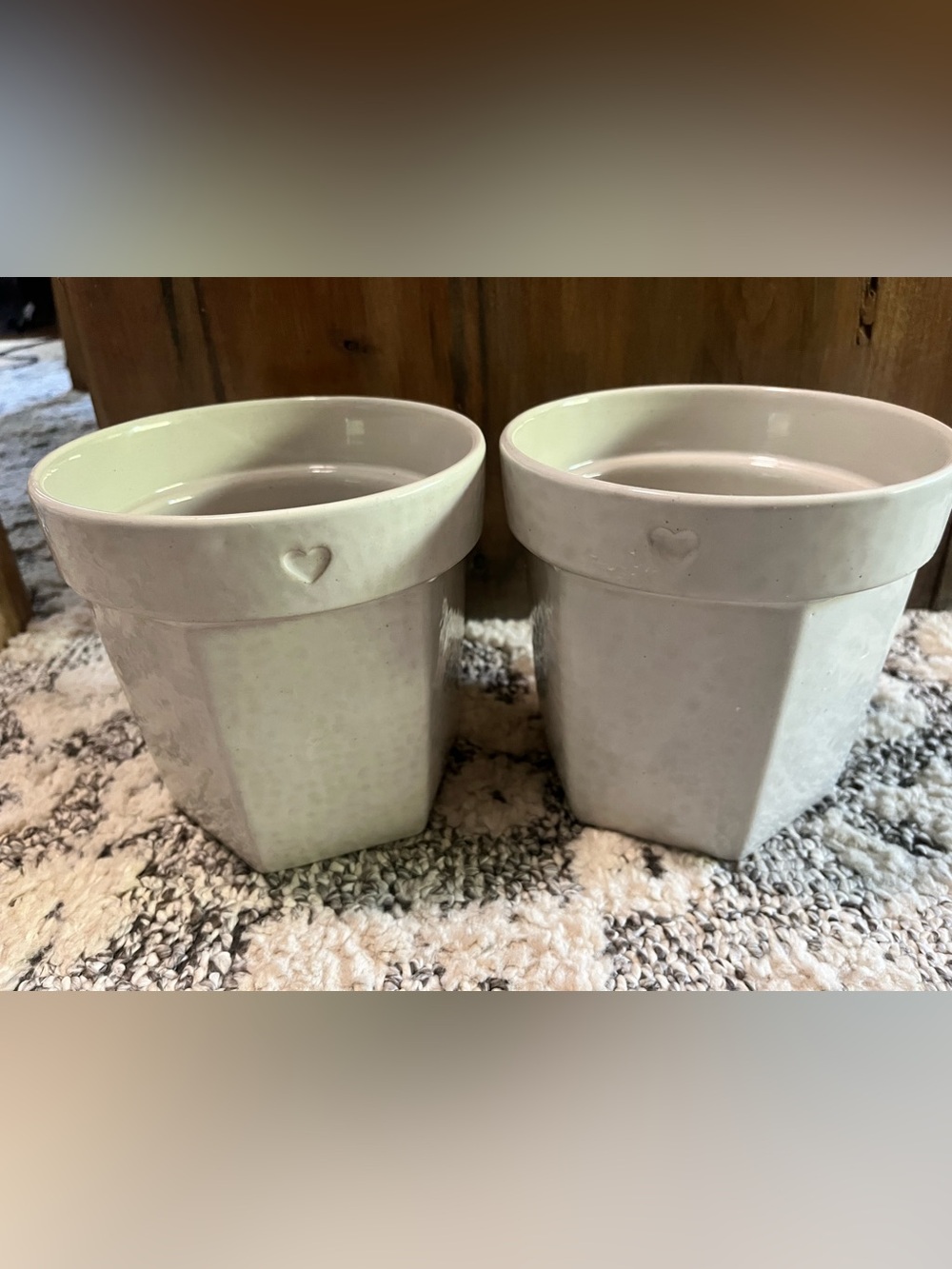 Hearth & Hand White planters with Heart Detail